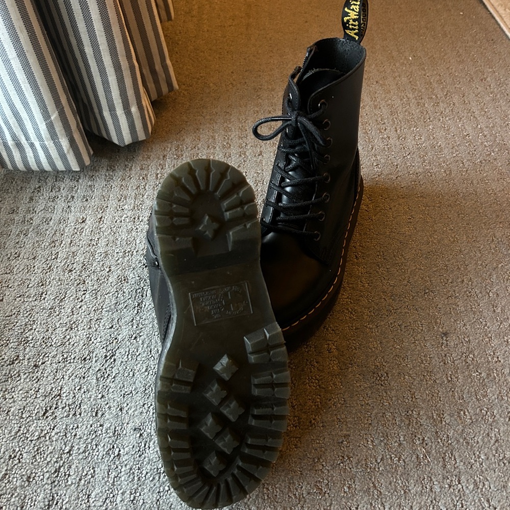 DR. MARTENS Jadon platform Black Leather Lace-Up Boots - Picture 2 of 4